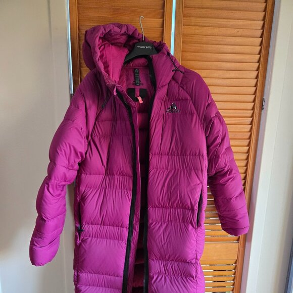 Adidas Puffer Coat - Picture 1 of 3